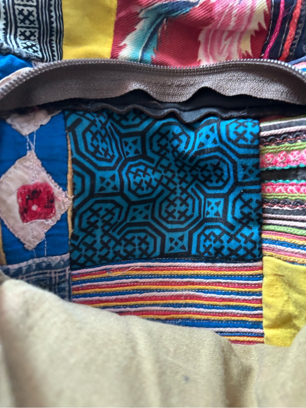🎃3/$15🎃Handmade Boho Patchwork Multi-Color Canvas Backpack - Picture 4 of 11